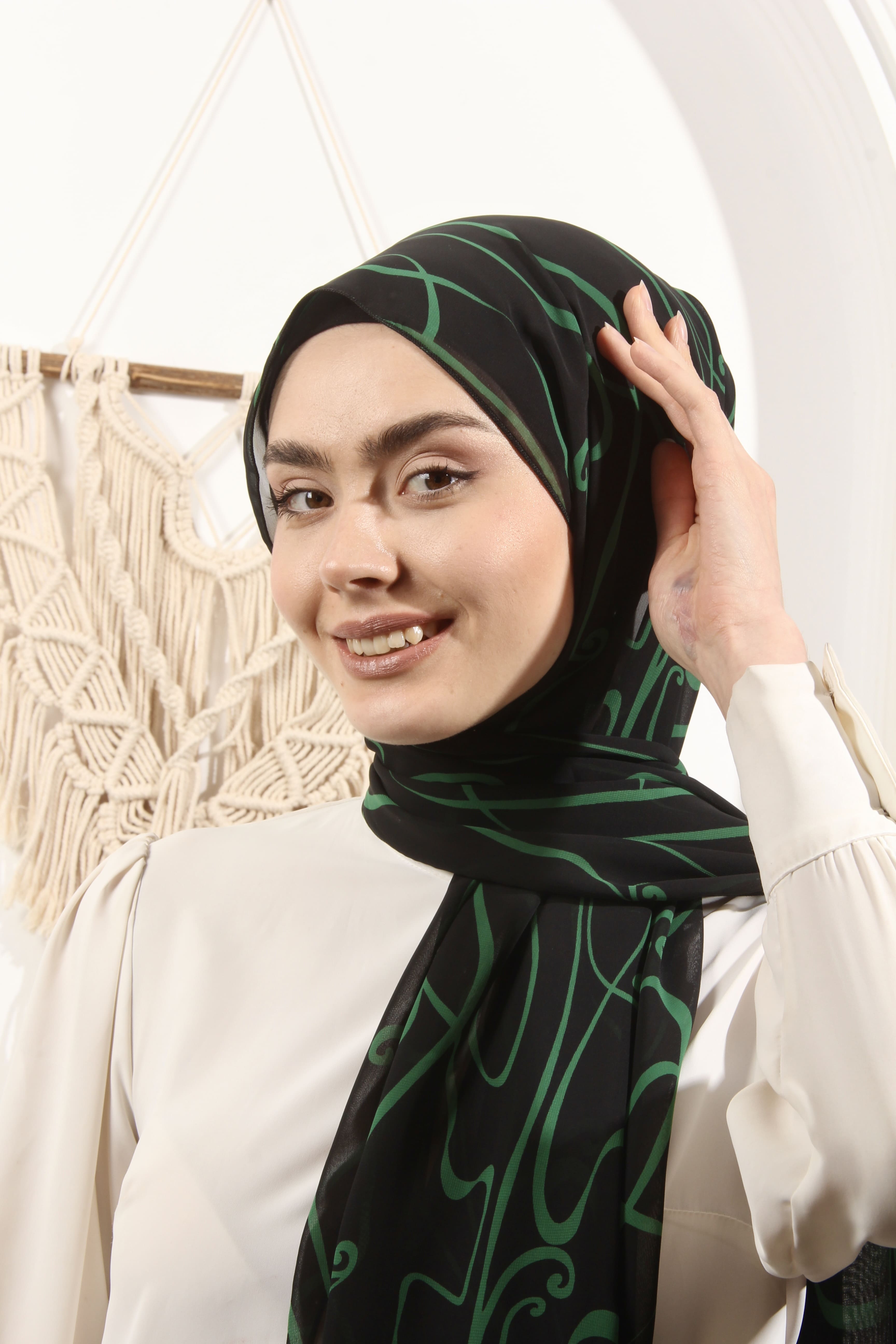 Ay Mina by Dilek Akhisarlı 8012-06  Yeşil Desenli Şal