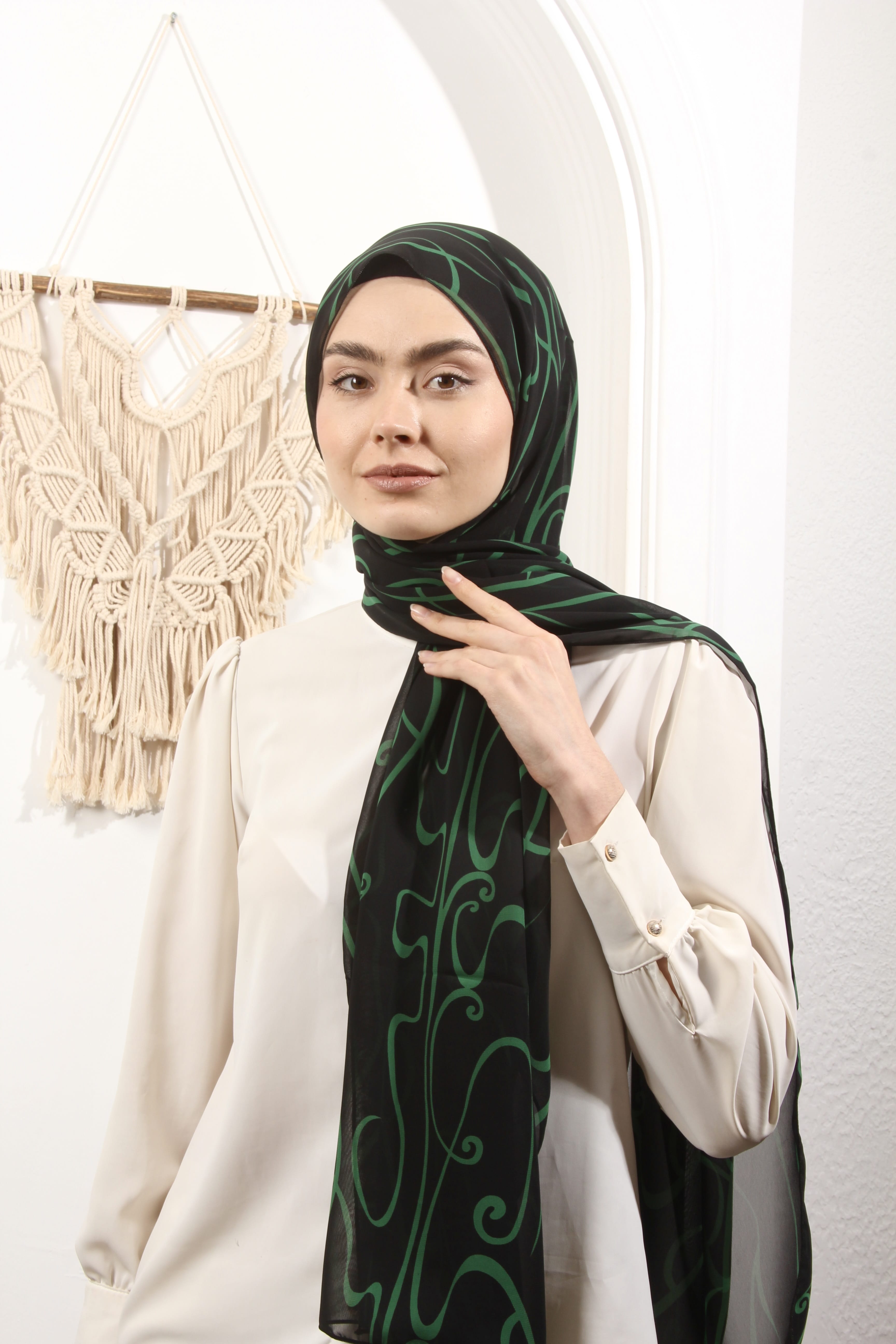 Ay Mina by Dilek Akhisarlı 8012-06  Yeşil Desenli Şal