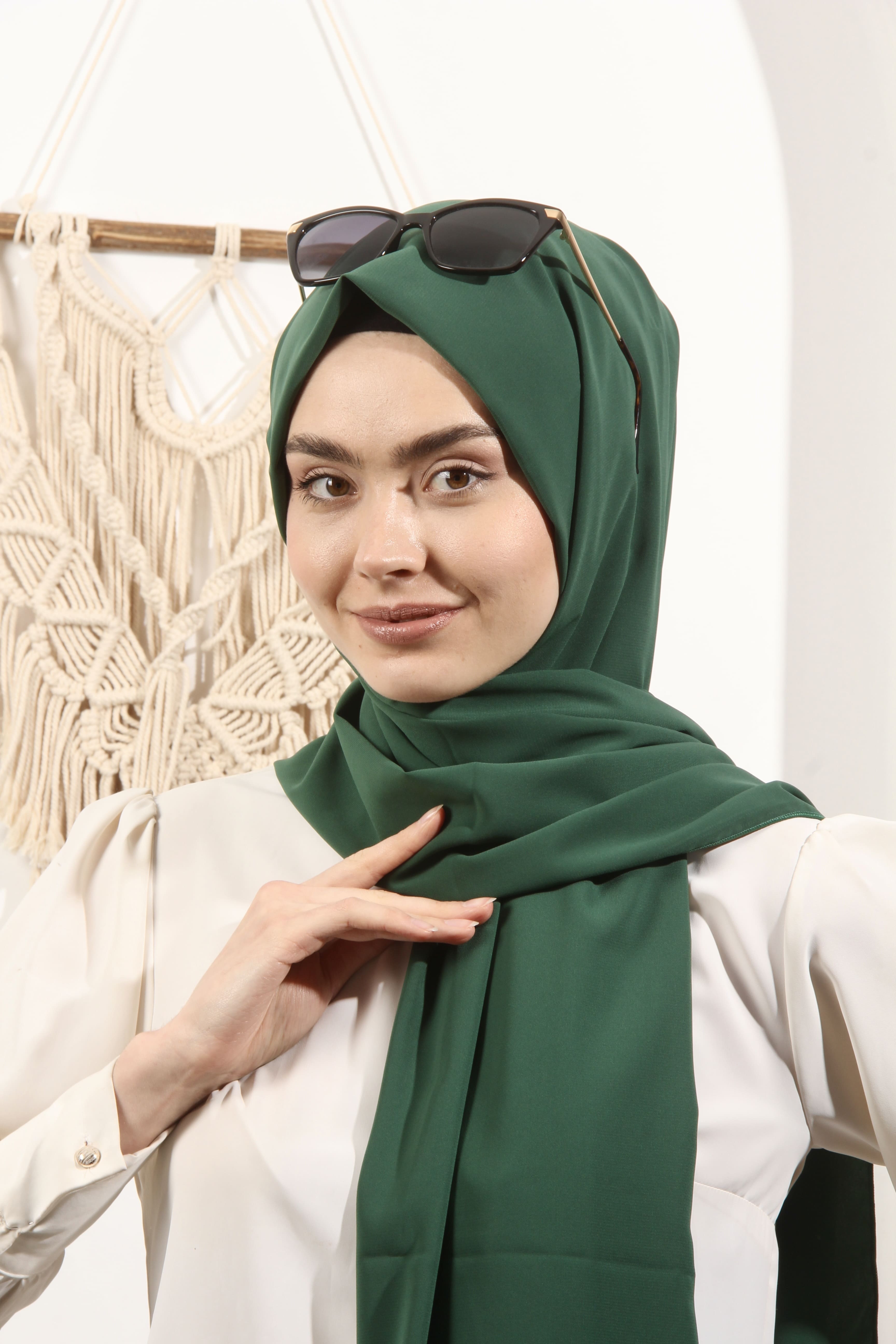 Ay Mina by Dilek Akhisarlı 8612-03 İpek Pamuk Zümrüt Yeşili  Şal